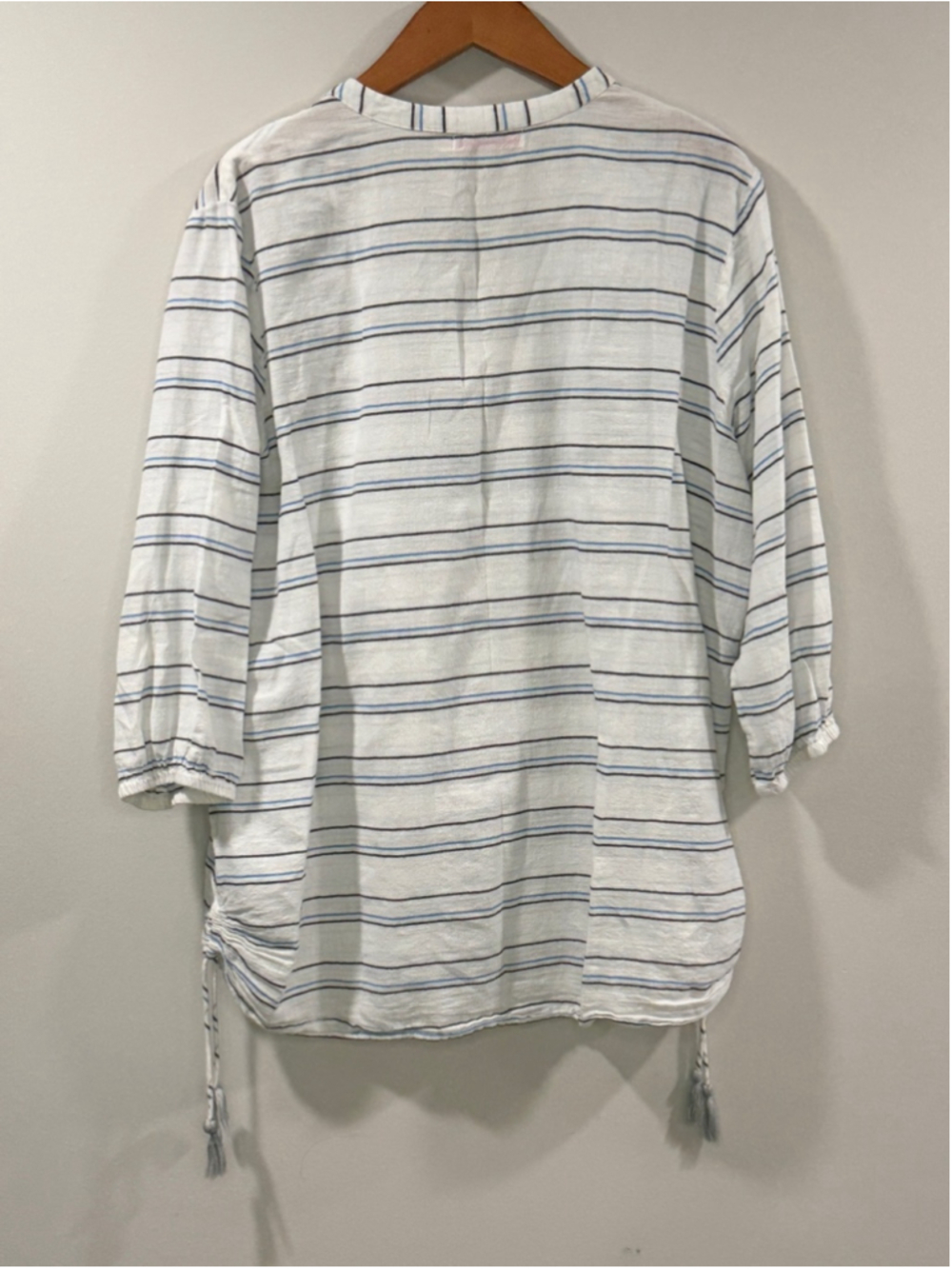 fresh produce Women’s White Tunic with Navy and Light Blue Stripes Size XL/XXL - Picture 3 of 9